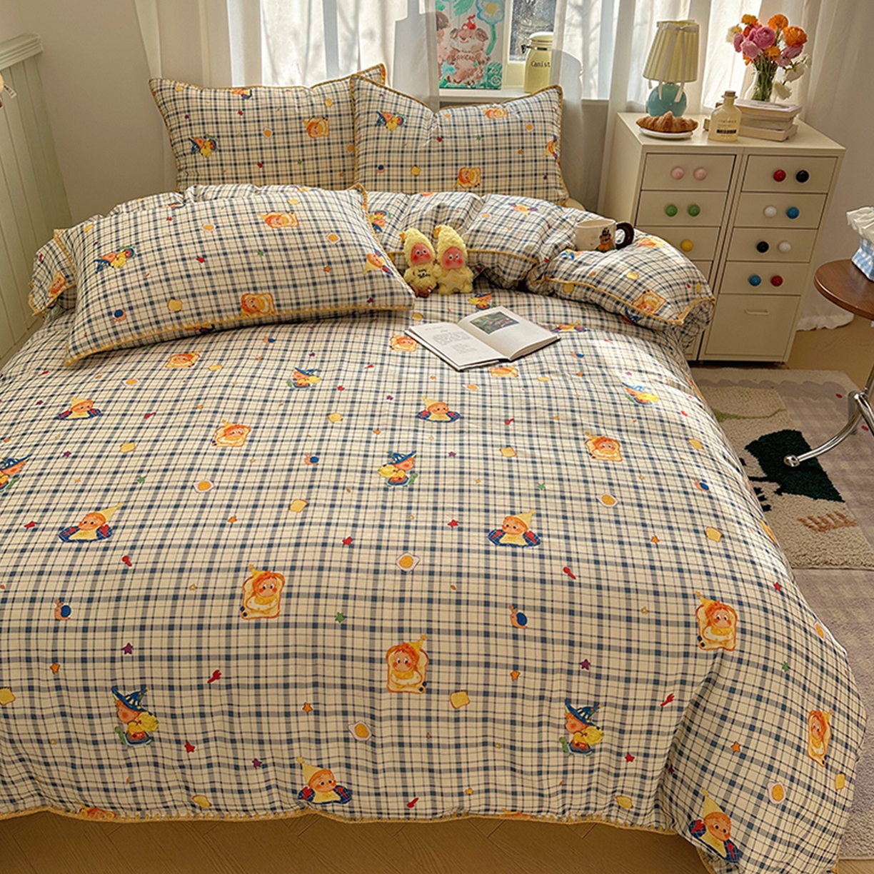 91家纺网 家纺一手货源 找家纺 桃子家居 2026新款A类纯棉有氧双层纱高品质贝壳边三角针工艺全棉四件套系列 棉双层纱-蓝格星星