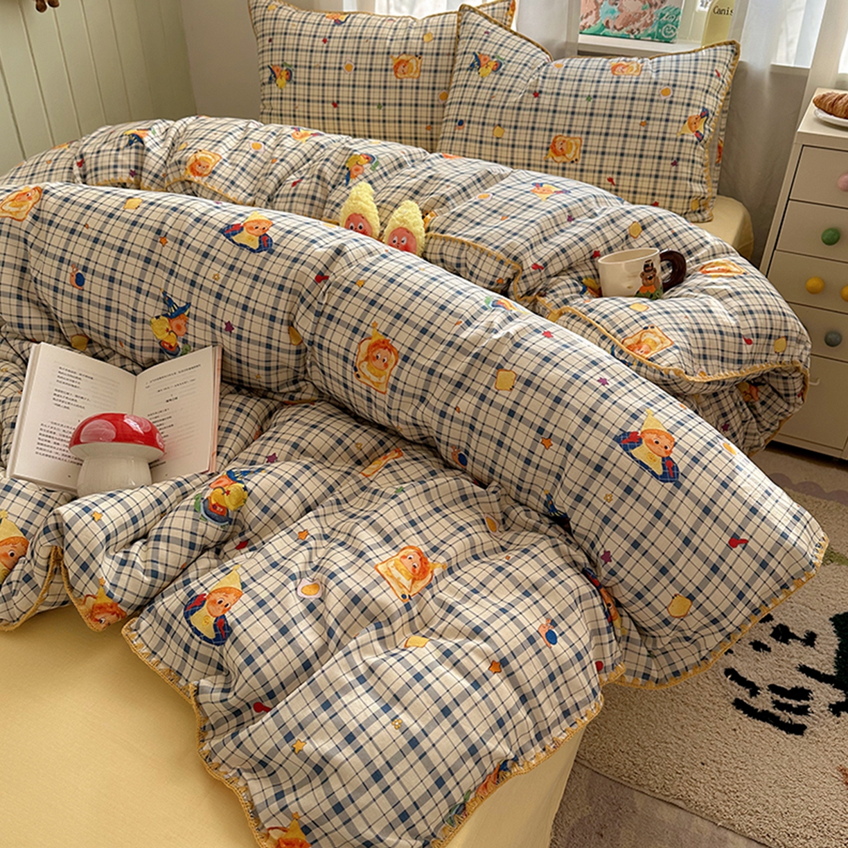 91家纺网 家纺一手货源 找家纺 桃子家居 2026新款A类纯棉有氧双层纱高品质贝壳边三角针工艺全棉四件套系列 棉双层纱-蓝格星星