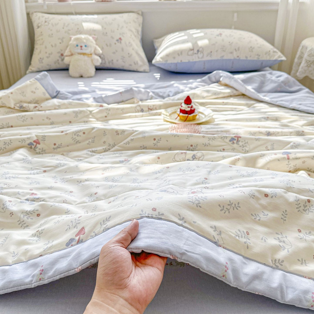 91家纺网 家纺一手货源 找家纺 棉森家纺 2026春夏新款全棉纯棉棉花夏被夏凉被空调被-风格三 寻觅时光-蓝