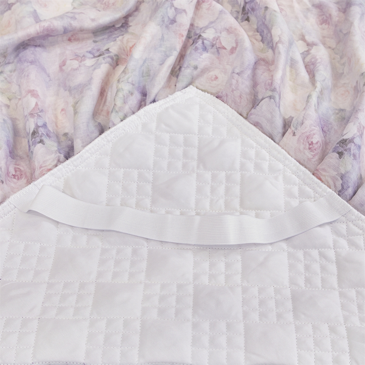 91家纺网 家纺一手货源 找家纺 （总）宜凡家纺 2026新款莱赛尔印花夹棉单床裙床裙三件套