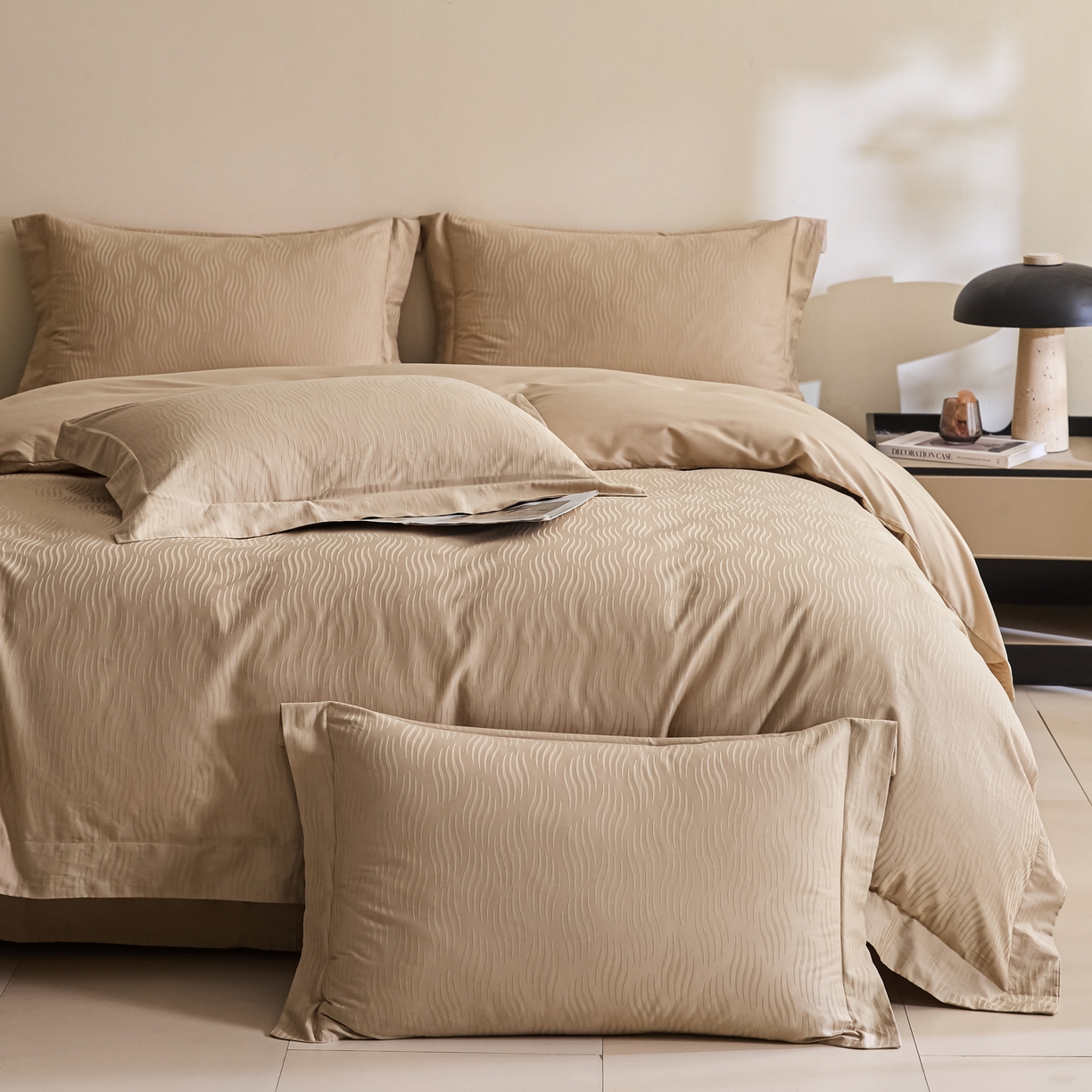 91家纺网 家纺一手货源 找家纺 新方向 【控价 提供买家秀】2026新款 提花50s双股全棉贡缎长绒棉四件套-云纹（控价标准328元 加大348元） 云纹-香槟