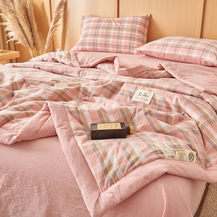 91家纺网 家纺一手货源 找家纺 简如 2026新款全棉纯棉色织水洗棉棉花空调被夏凉被 莫妮-粉