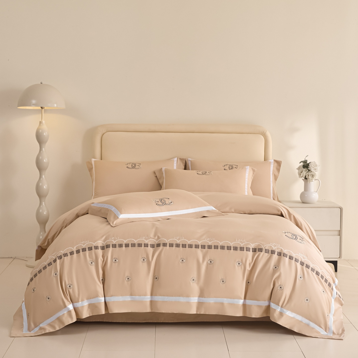 91家纺网 家纺一手货源 找家纺 （总）新方向 【控价 提供买家秀】2026新款刺绣50s双股全棉贡缎长绒棉四件套-金伯妮（控价 标准358元 加大378元）