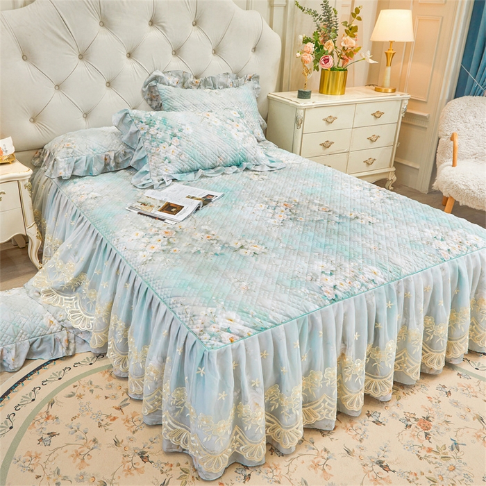 91家纺网 家纺一手货源 找家纺 宜凡家纺 2026新款莱赛尔印花夹棉单床裙床裙三件套 蓝铃风语