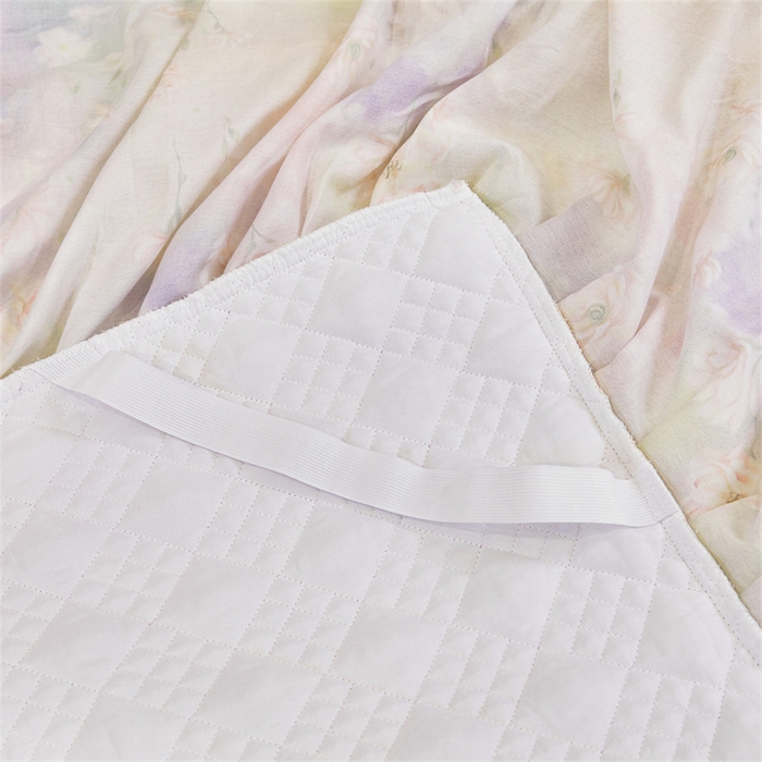 91家纺网 家纺一手货源 找家纺 宜凡家纺 2026新款莱赛尔印花夹棉单床裙床裙三件套 鸢尾幽梦