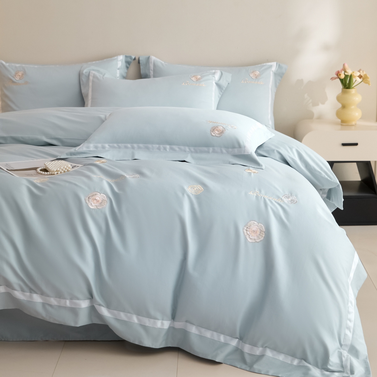 91家纺网 家纺一手货源 找家纺 新方向 【控价 提供买家秀】2026新款刺绣50s双股全棉贡缎长绒棉四件套-半夏（控价 标准338元 加大358元） 半夏-星月蓝