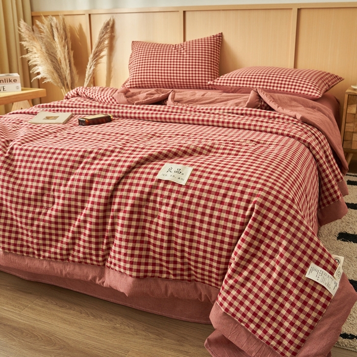 91家纺网 家纺一手货源 找家纺 简如 2026新款全棉纯棉色织水洗棉棉花空调被夏凉被 芸素-红