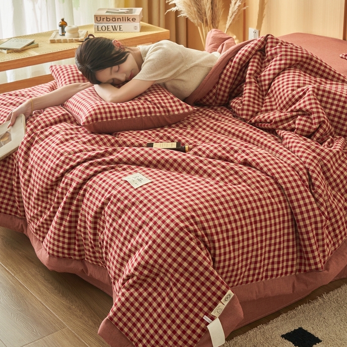 91家纺网 家纺一手货源 找家纺 简如 2026新款全棉纯棉色织水洗棉棉花空调被夏凉被 芸素-红