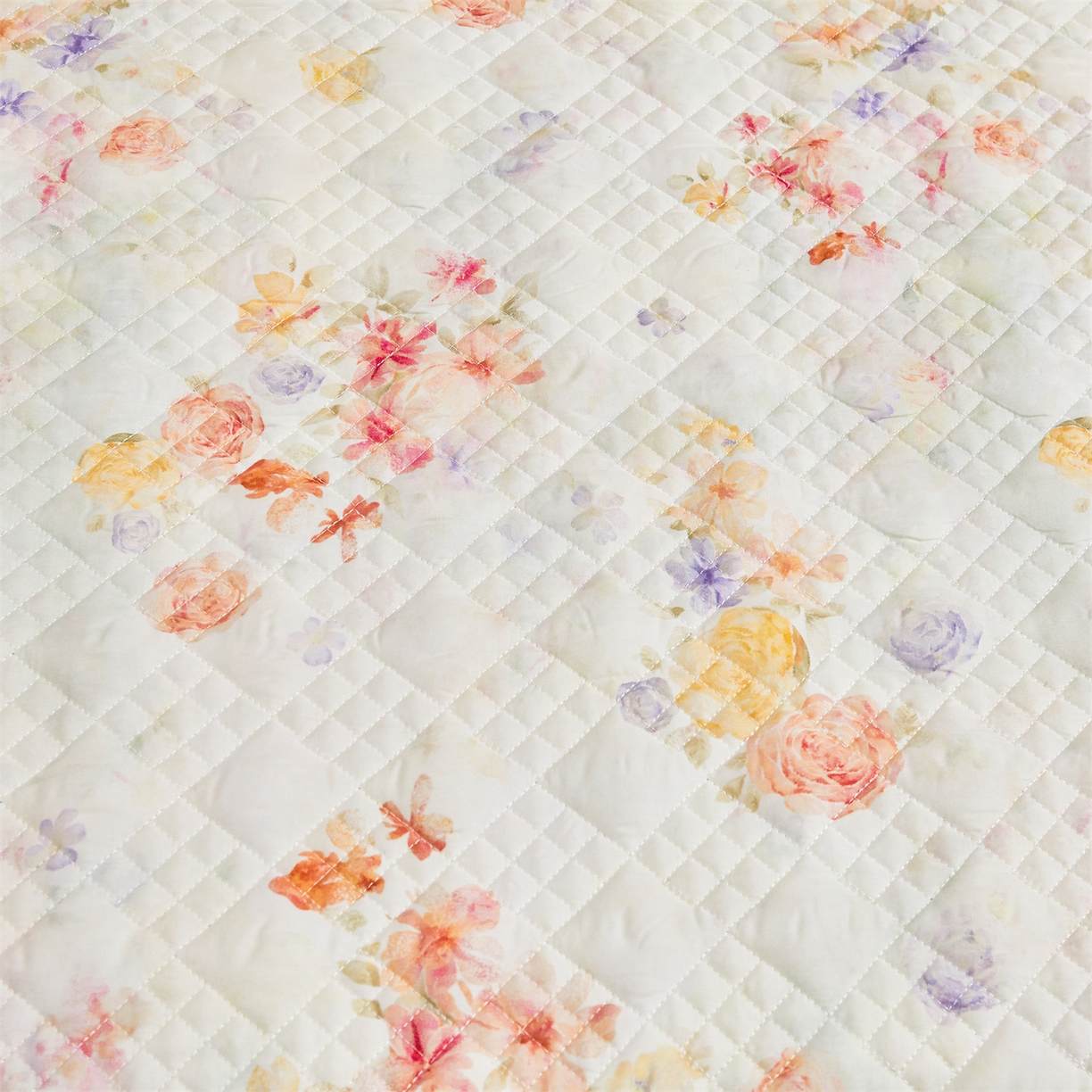 91家纺网 家纺一手货源 找家纺 宜凡家纺 2026新款莱赛尔印花夹棉床裙四件套 海棠听风