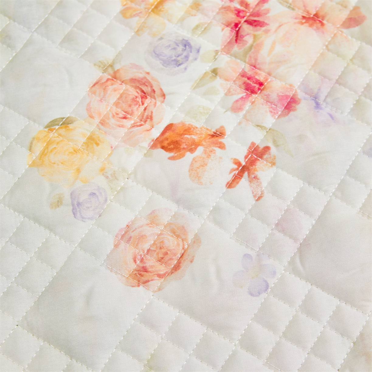 91家纺网 家纺一手货源 找家纺 宜凡家纺 2026新款莱赛尔印花夹棉床裙四件套 海棠听风