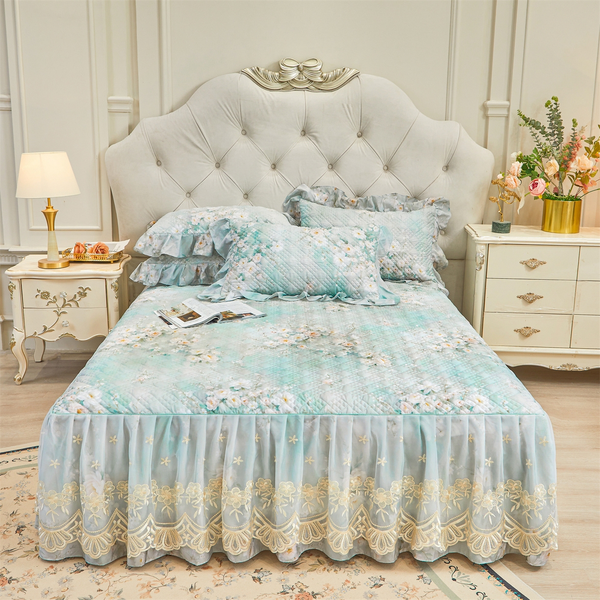 91家纺网 家纺一手货源 找家纺 宜凡家纺 2026新款莱赛尔印花夹棉床裙四件套 蓝铃风语