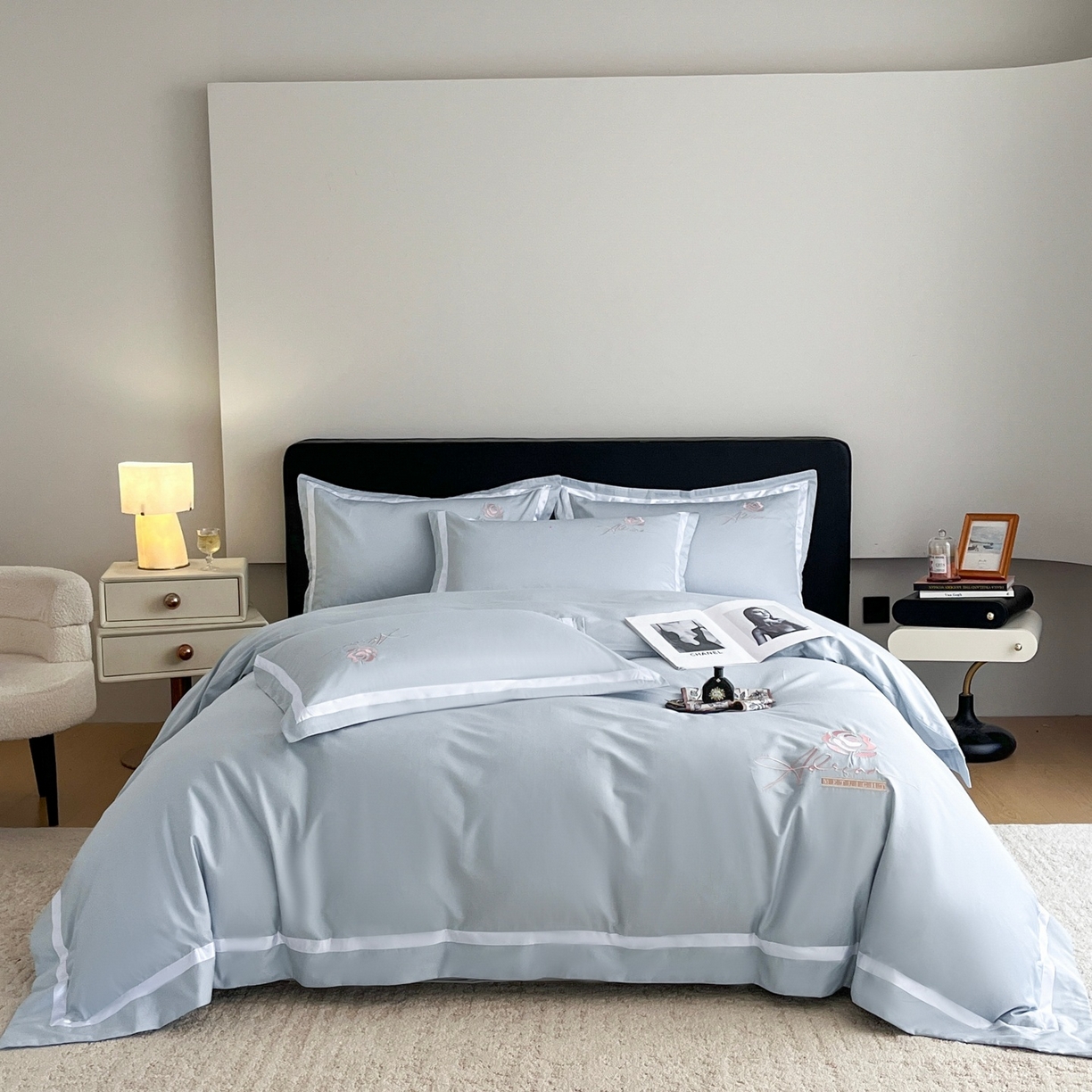 91家纺网 家纺一手货源 找家纺 （总）新方向 【控价 提供买家秀】2026新款刺绣50s双股全棉贡缎长绒棉四件套-茶花开了（控价 标准328元 加大348元）