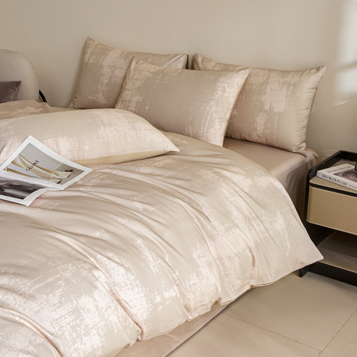 91家纺网 家纺一手货源 找家纺 （总）新方向 【控价 提供买家秀】2026新款 数码印花50s双股全棉贡缎长绒棉四件套-涂鸦日记（控价 标准288元 加大308元）