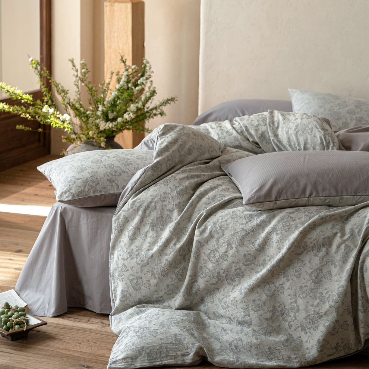 91家纺网 家纺一手货源 找家纺 时光里 2026新款全棉纯棉60支色织水洗提花四件套 椿樱时--浅山