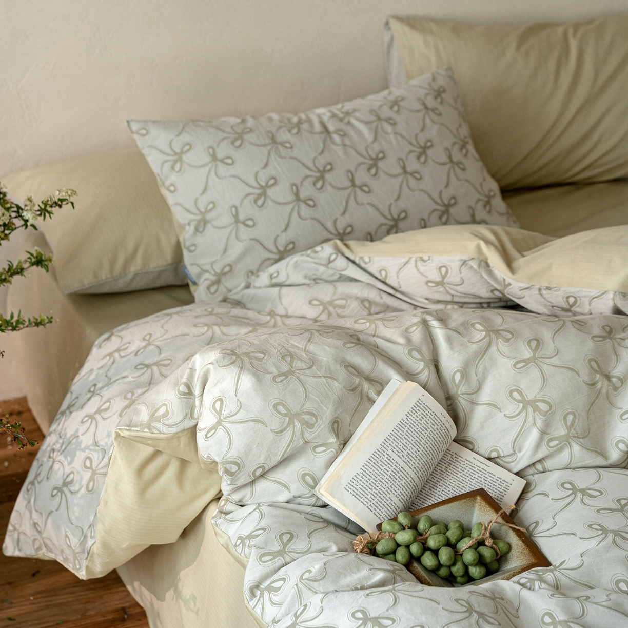 91家纺网 家纺一手货源 找家纺 时光里 2026新款全棉纯棉60支色织水洗提花四件套 蝴蝶结--艾绿