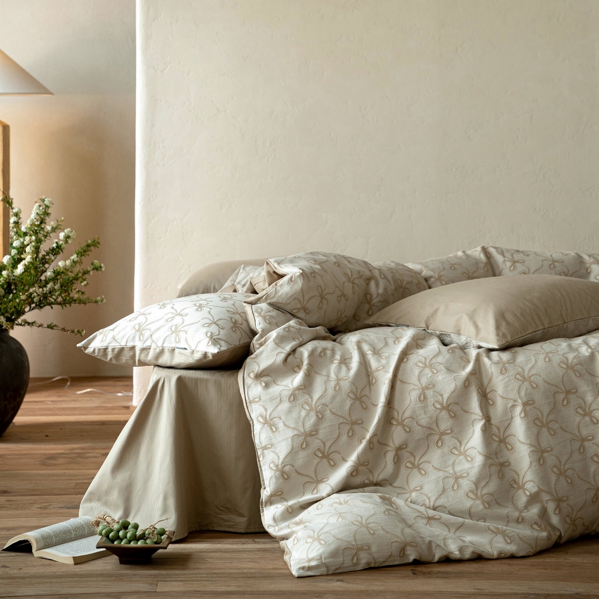 91家纺网 家纺一手货源 找家纺 时光里 2026新款全棉纯棉60支色织水洗提花四件套 蝴蝶结--燕麦