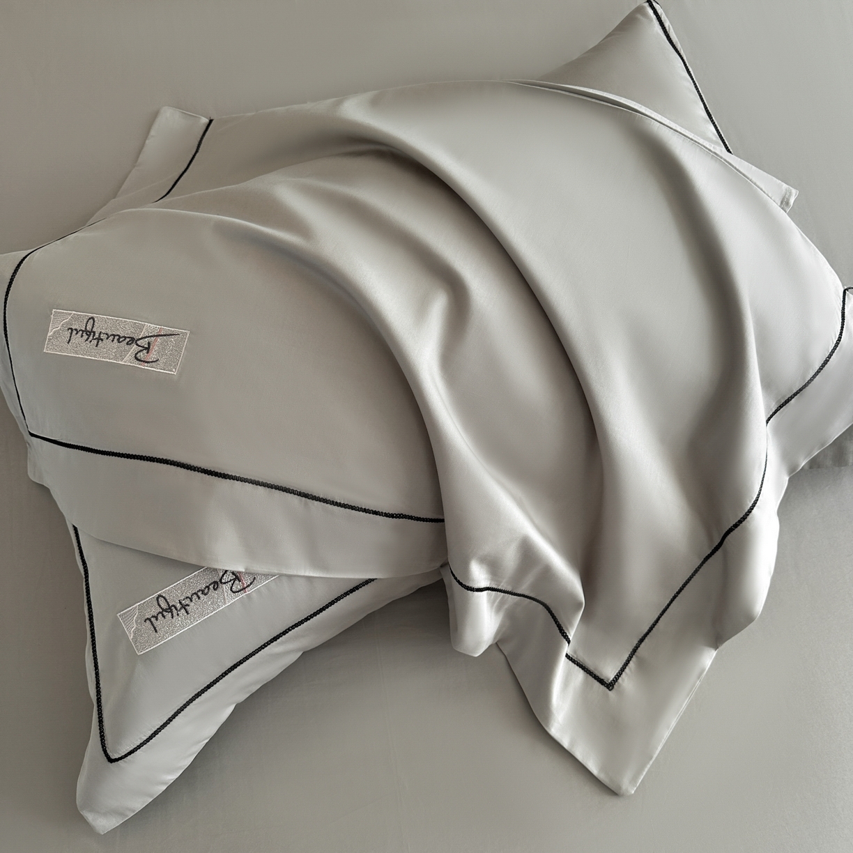 91家纺网 家纺一手货源 找家纺 （总）新方向 【控价 提供买家秀】2026新款 刺绣50s双股全棉贡缎长绒棉四件套-往事(控价 标准328元 加大348元)