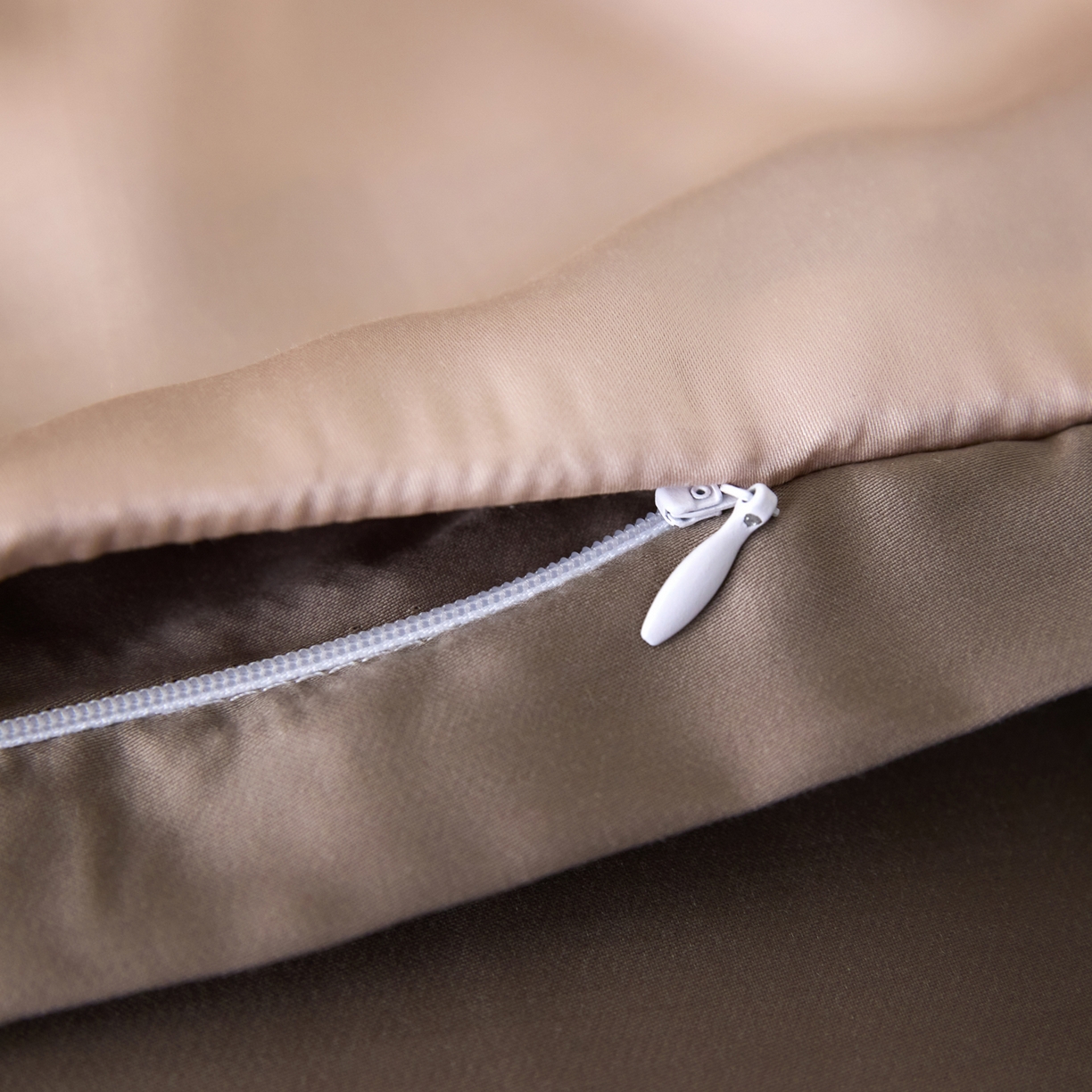 91家纺网 家纺一手货源 找家纺 纪梵茜 2026新款兰精天丝夏凉被100%蚕丝被莱赛尔天丝蚕丝空调被芯蚕丝夏被 蚕丝藕色