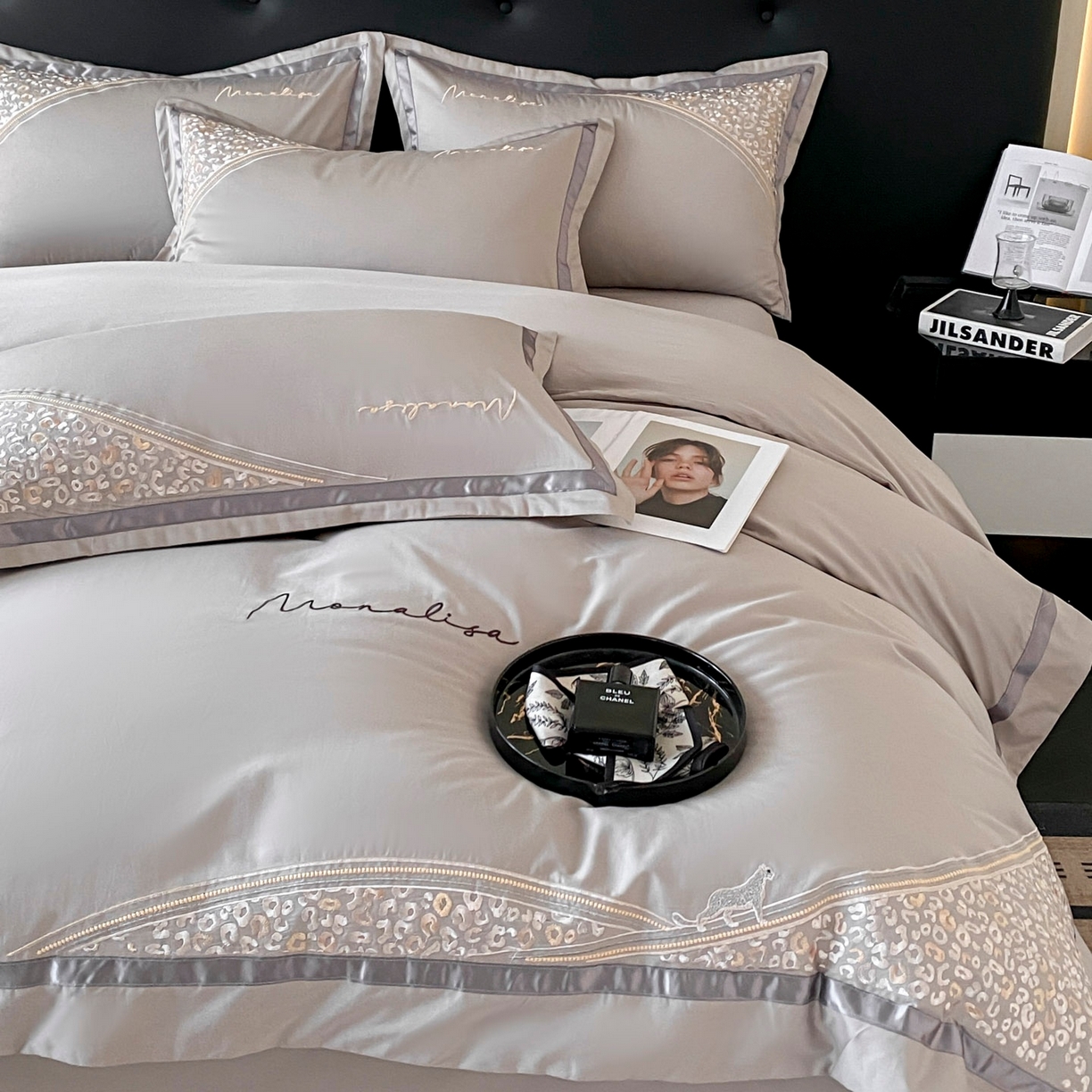 91家纺网 家纺一手货源 找家纺 新方向 【控价 提供买家秀】2026新款刺绣50s双股全棉贡缎长绒棉四件套-威尔(控价 标准348元 加大368元) 威尔-爵士灰