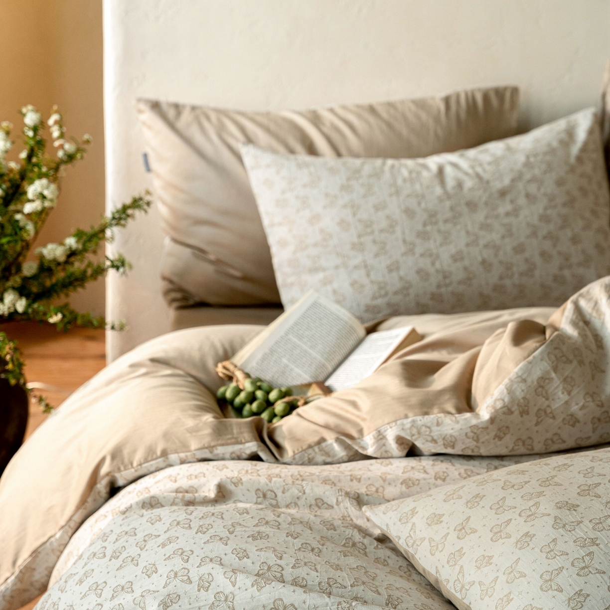 91家纺网 家纺一手货源 找家纺 时光里 2026新款全棉纯棉60支色织水洗提花四件套 花蝴翎