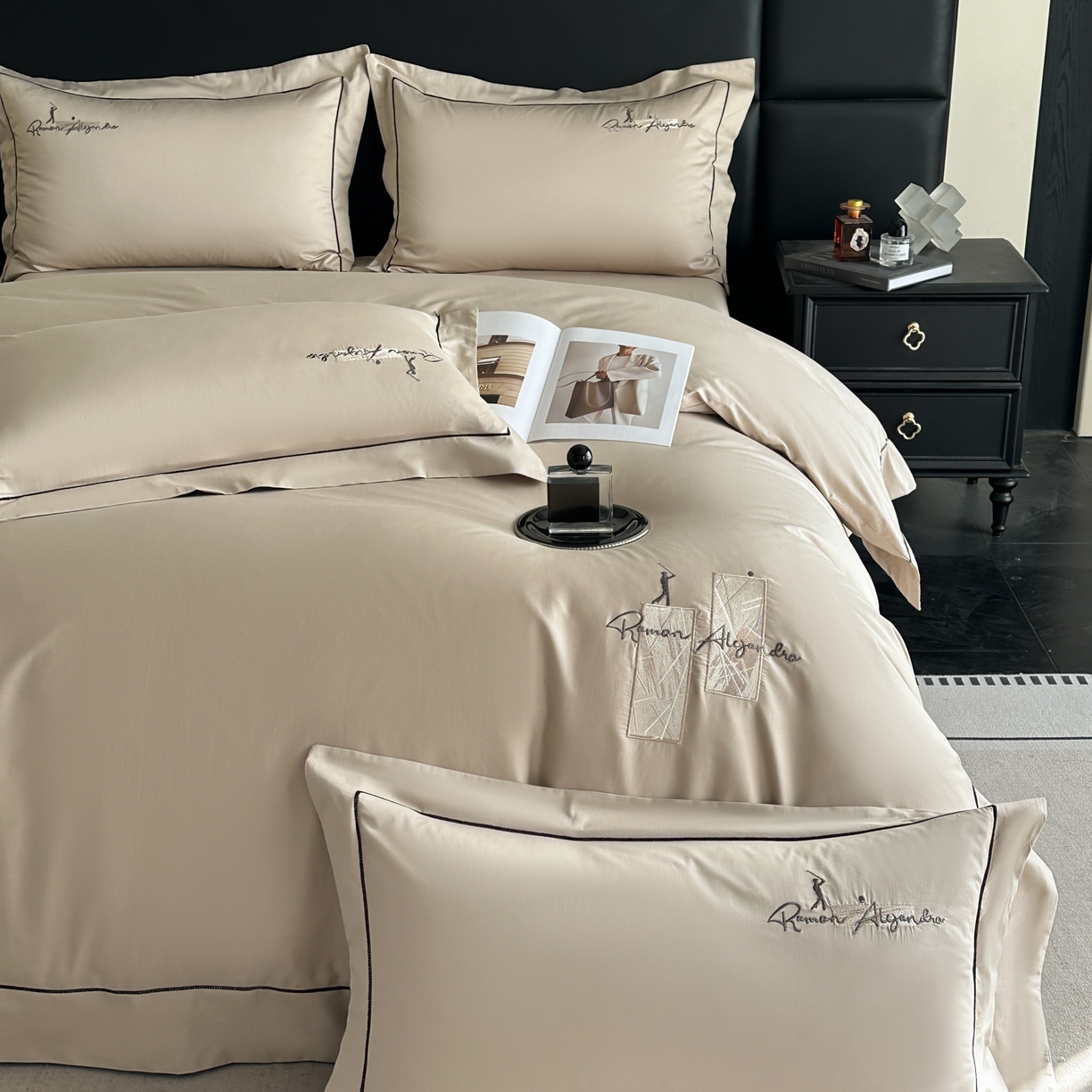 91家纺网 家纺一手货源 找家纺 （总）新方向 【控价 提供买家秀】2026新款 刺绣50s双股全棉贡缎长绒棉四件套-哈德森(控价 标准328元 加大348元)