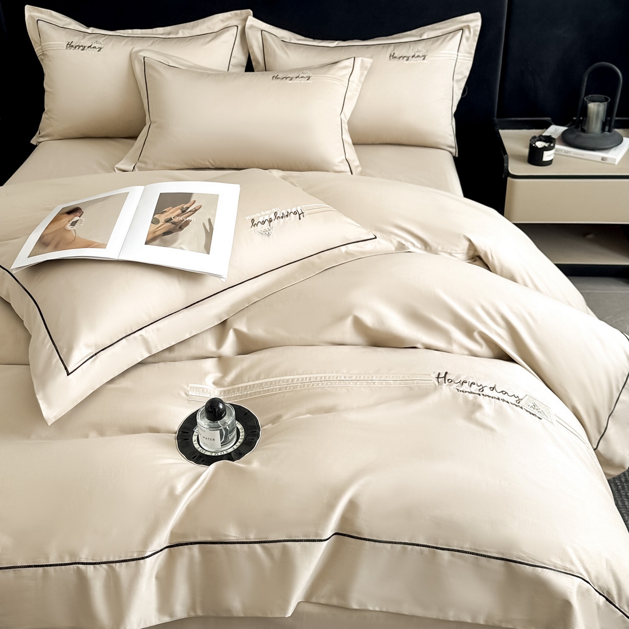 91家纺网 家纺一手货源 找家纺 新方向 【控价 提供买家秀】2026新款 刺绣50s双股全棉贡缎长绒棉四件套-亚瑟(控价 标准328元 加大348元) 亚瑟-香槟