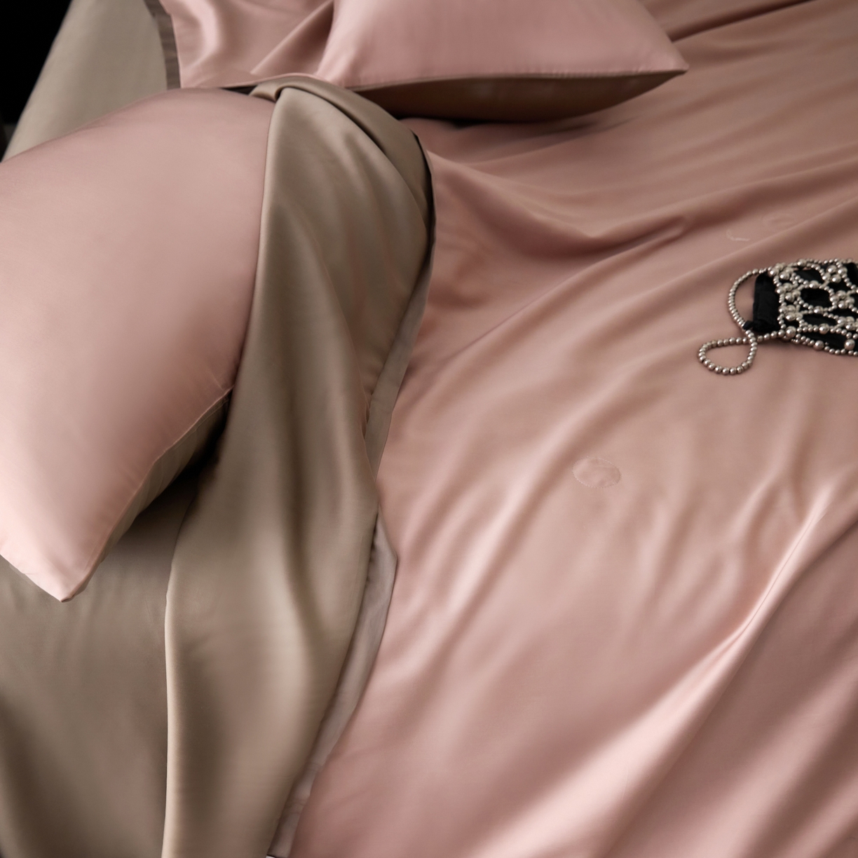 91家纺网 家纺一手货源 找家纺 （总）A+爱家（纪梵茜） 2026新款兰精天丝夏凉被100%蚕丝被莱赛尔天丝蚕丝空调被芯蚕丝夏被