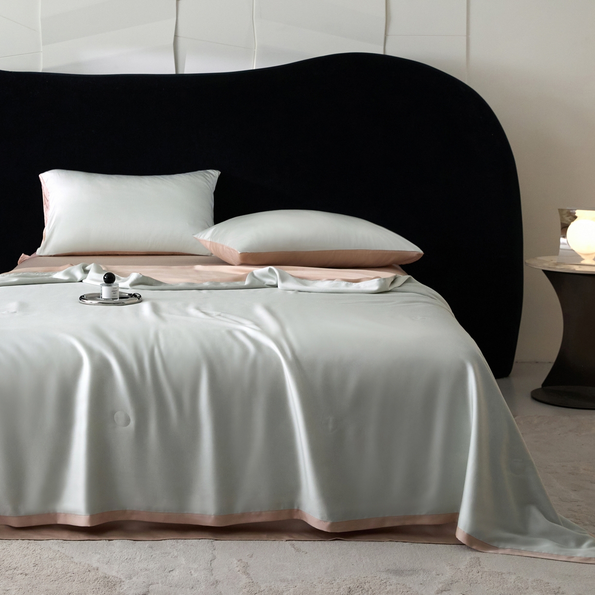 91家纺网 家纺一手货源 找家纺 A+爱家（纪梵茜） 2026新款兰精天丝夏凉被100%蚕丝被莱赛尔天丝蚕丝空调被芯蚕丝夏被 蚕丝浅蓝