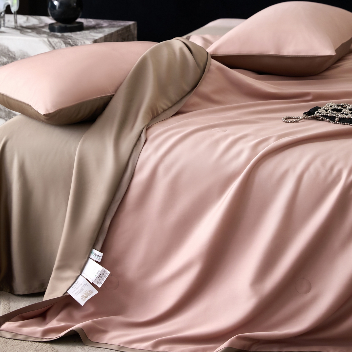 91家纺网 家纺一手货源 找家纺 （总）A+爱家（纪梵茜） 2026新款兰精天丝夏凉被100%蚕丝被莱赛尔天丝蚕丝空调被芯蚕丝夏被