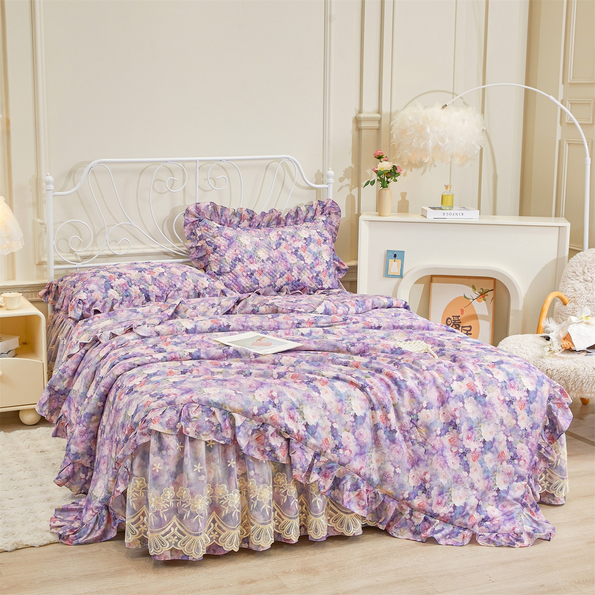 91家纺网 家纺一手货源 找家纺 宜凡家纺 2026新款莱赛尔天丝印花床裙夏被四件套 海棠碎影