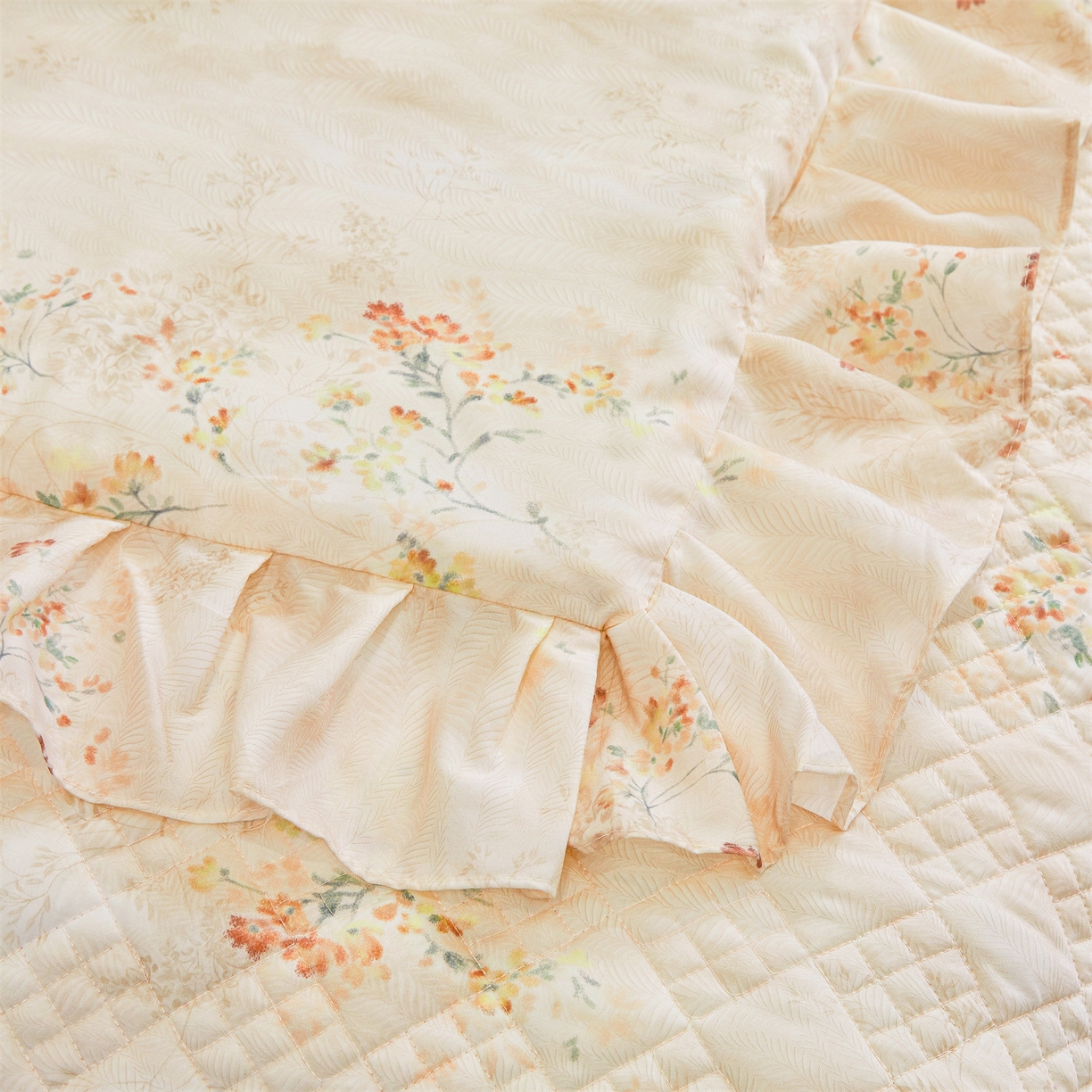 91家纺网 家纺一手货源 找家纺 宜凡家纺 2026新款莱赛尔天丝印花床裙夏被四件套 兰枝玉树