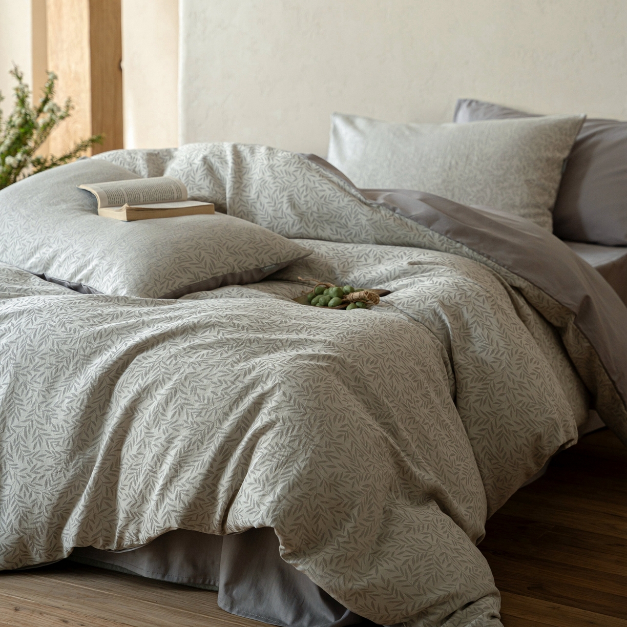 91家纺网 家纺一手货源 找家纺 时光里 2026新款全棉纯棉60支色织水洗提花四件套 兰草听露