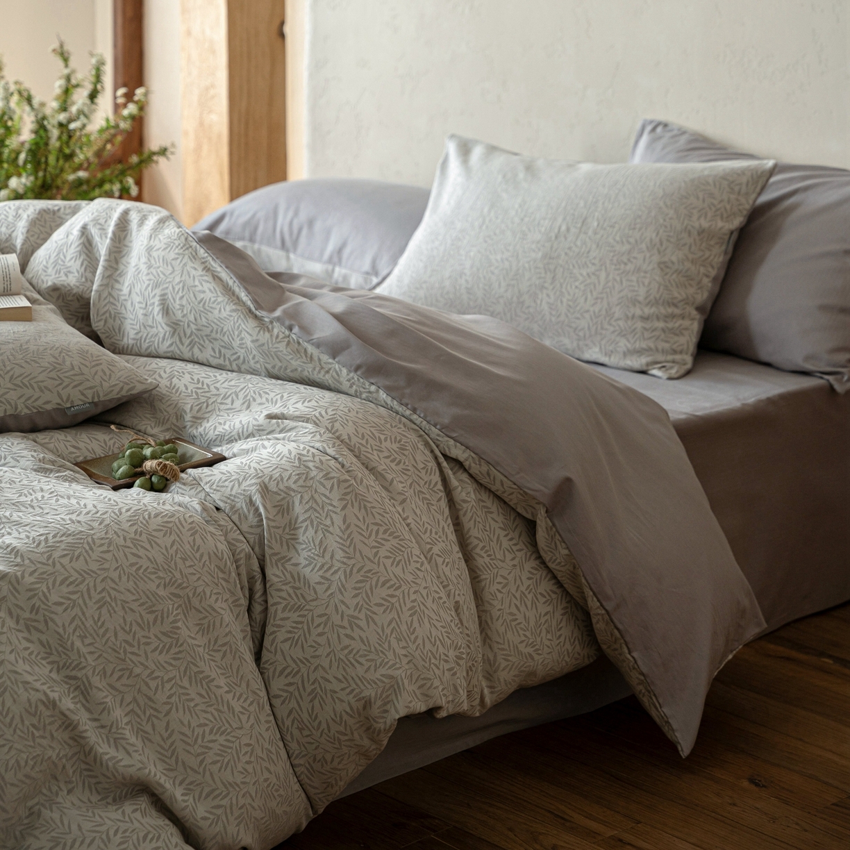 91家纺网 家纺一手货源 找家纺 时光里 2026新款全棉纯棉60支色织水洗提花四件套 兰草听露