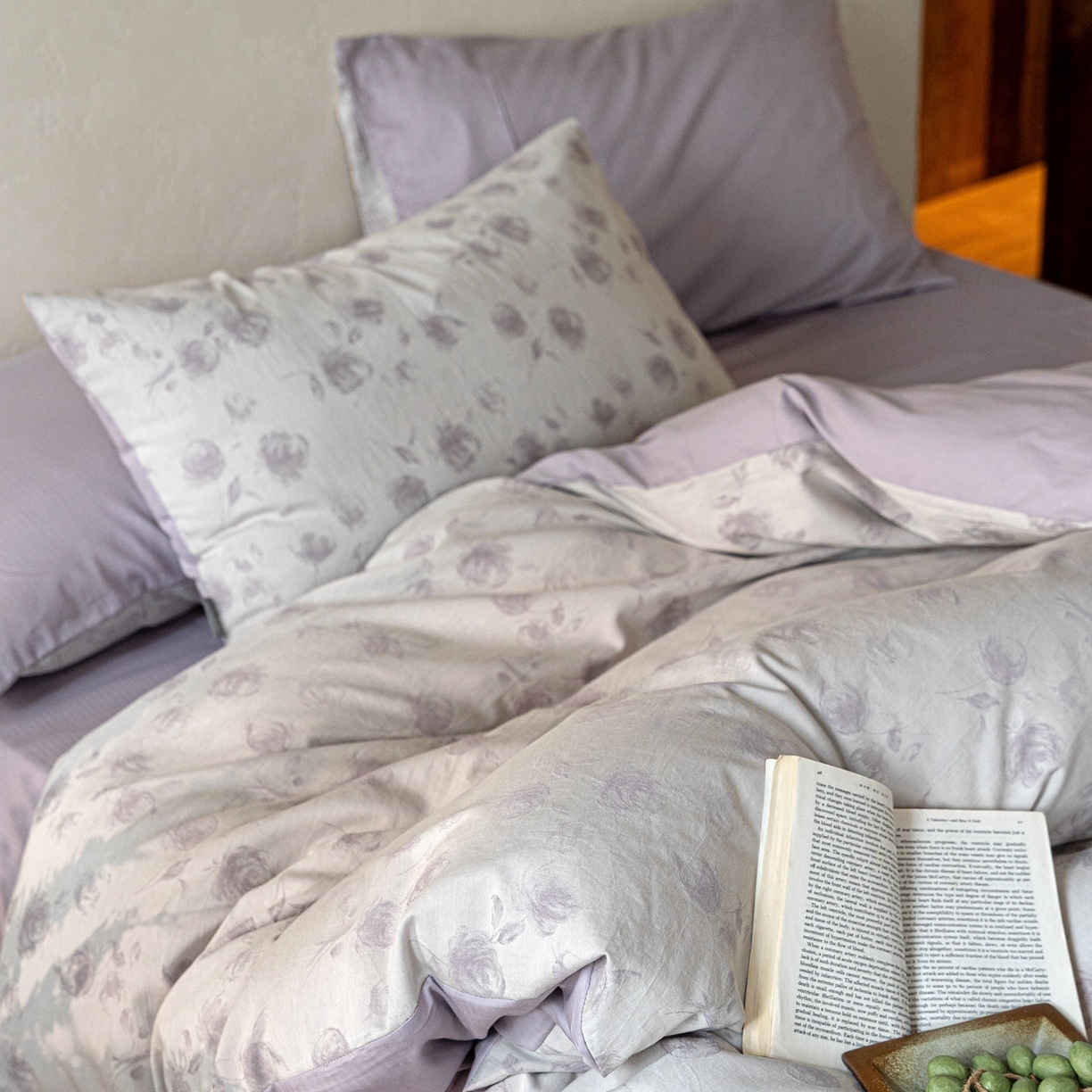 91家纺网 家纺一手货源 找家纺 时光里 2026新款全棉纯棉60支色织水洗提花四件套 蔓纱