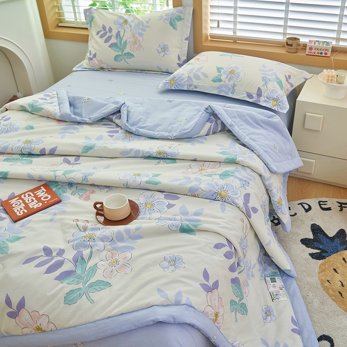 91家纺网 家纺一手货源 找家纺 简如 2026新款印花里外全棉夏凉被四件套 花漾星辰