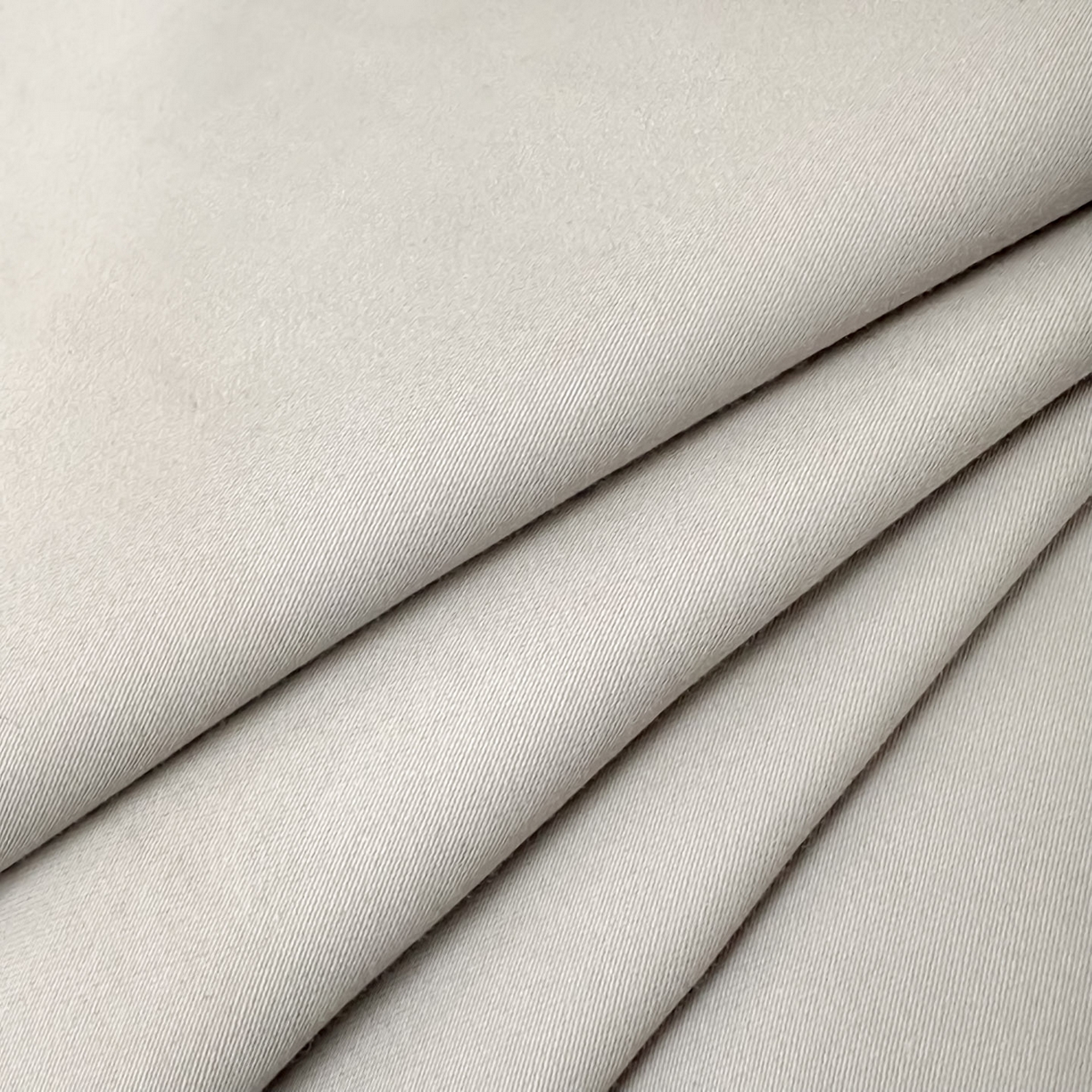 91家纺网 家纺一手货源 找家纺 新方向 【控价 提供买家秀】2026新款 刺绣50s双股全棉贡缎长绒棉四件套-持之以恒(控价 标准318元 加大338元) 持之以恒-爵士灰