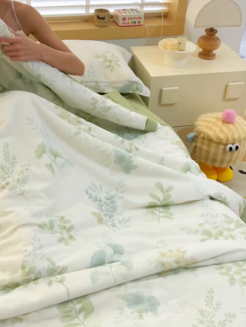 91家纺网 家纺一手货源 找家纺 简如 2026新款印花里外全棉夏凉被四件套 花在云端