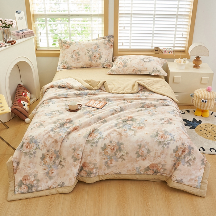 91家纺网 家纺一手货源 找家纺 简如 2026新款印花里外全棉夏凉被四件套 锦绣园