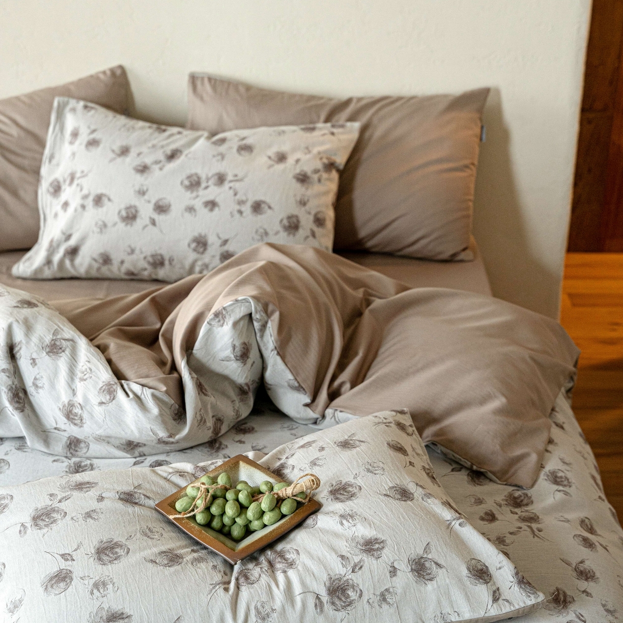 91家纺网 家纺一手货源 找家纺 时光里 2026新款全棉纯棉60支色织水洗提花四件套 南瑶