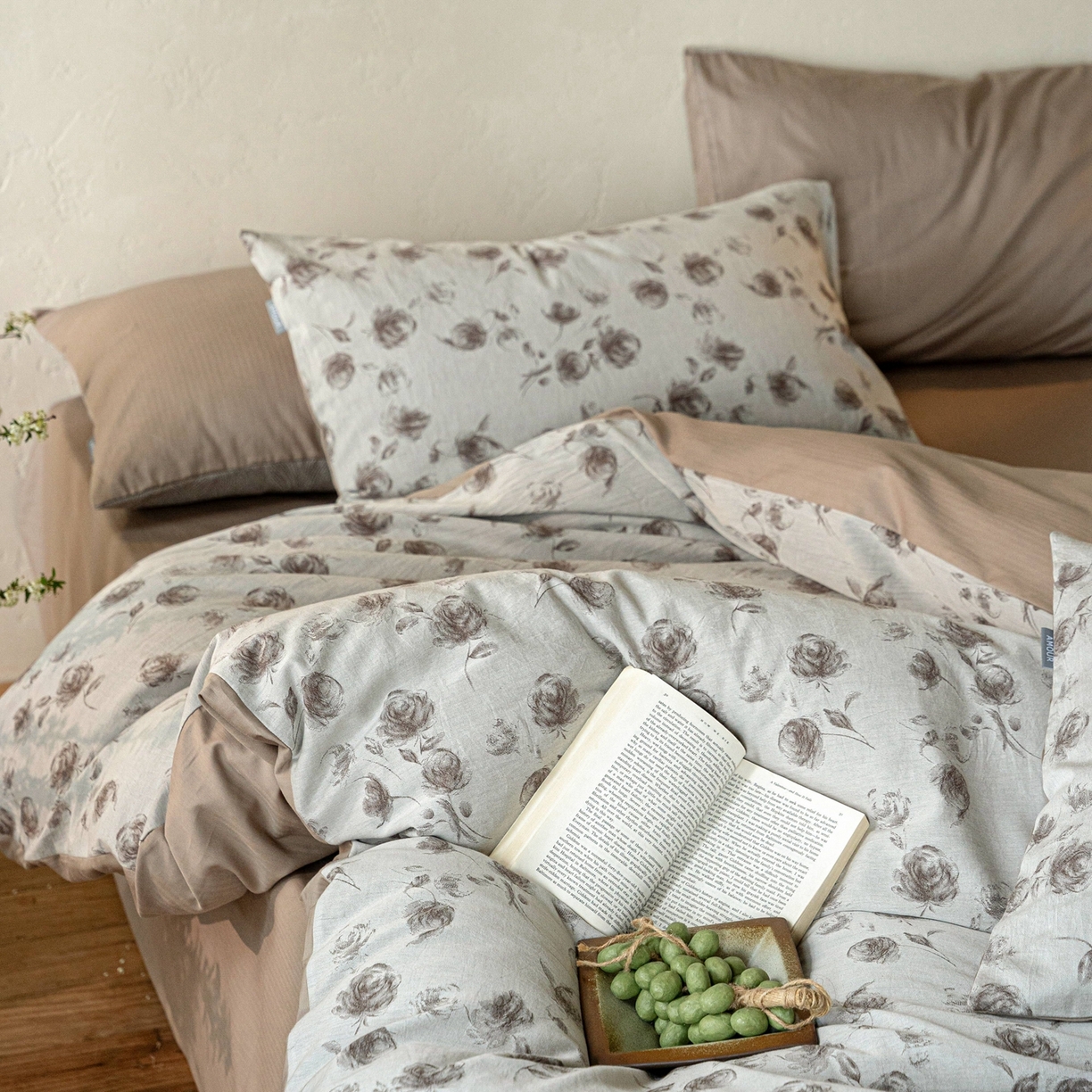 91家纺网 家纺一手货源 找家纺 时光里 2026新款全棉纯棉60支色织水洗提花四件套 南瑶