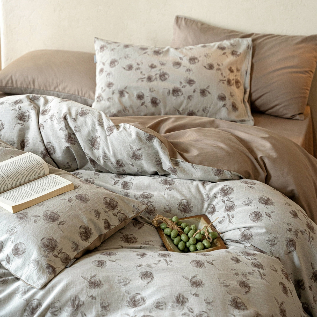 91家纺网 家纺一手货源 找家纺 时光里 2026新款全棉纯棉60支色织水洗提花四件套 南瑶