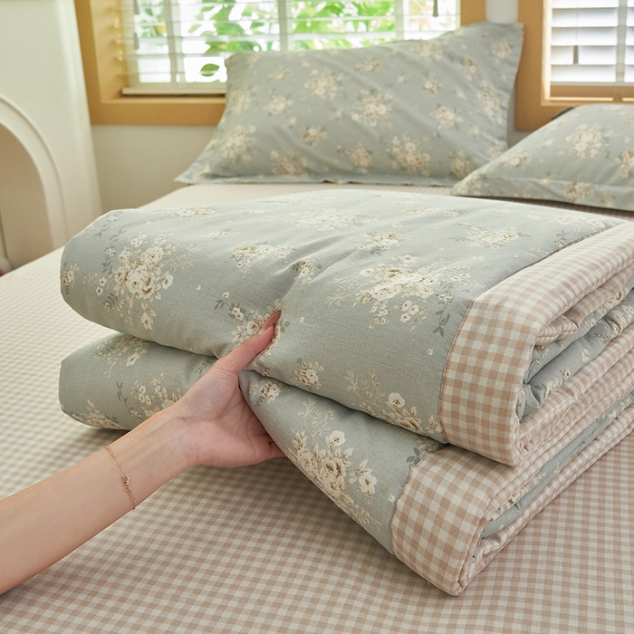 91家纺网 家纺一手货源 找家纺 简如 2026新款印花里外全棉夏凉被四件套 科玛庄园