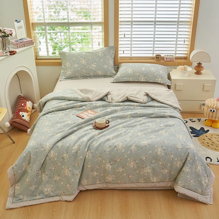 91家纺网 家纺一手货源 找家纺 简如 2026新款印花里外全棉夏凉被四件套 科玛庄园