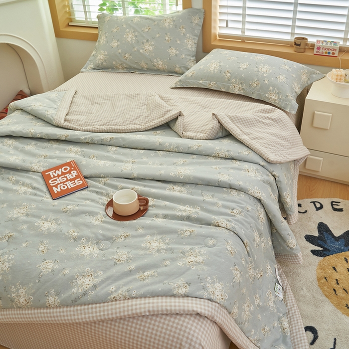 91家纺网 家纺一手货源 找家纺 简如 2026新款印花里外全棉夏凉被四件套 科玛庄园