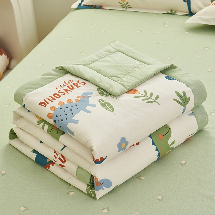 91家纺网 家纺一手货源 找家纺 简如 2026新款印花里外全棉夏凉被四件套 恐龙谷