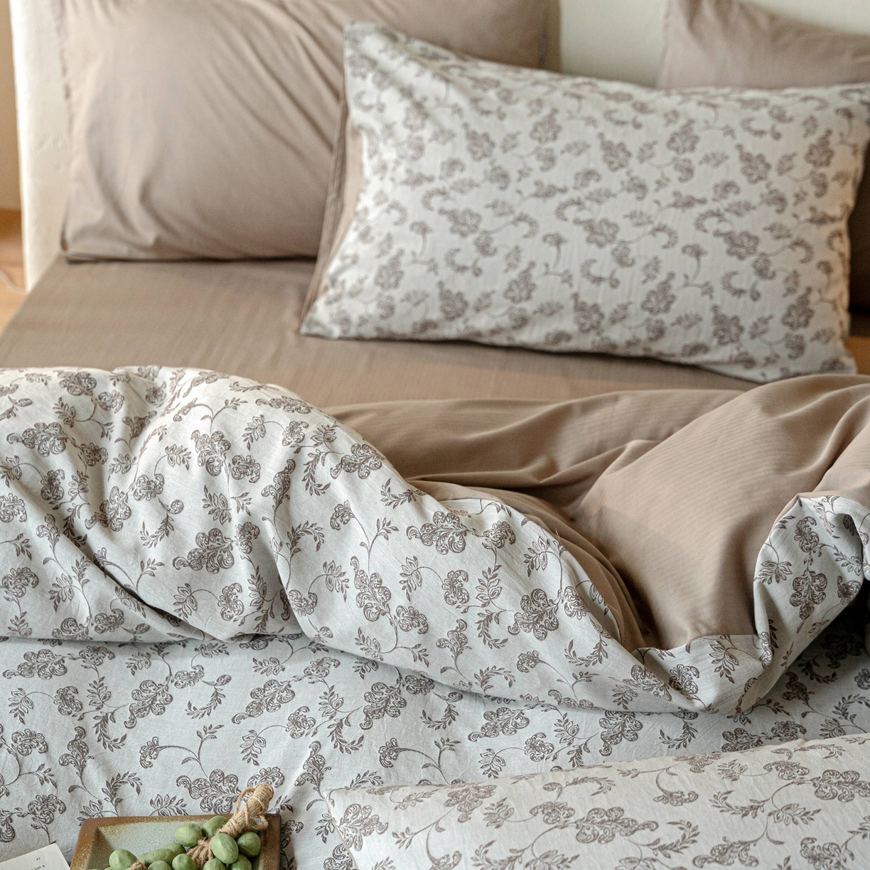 91家纺网 家纺一手货源 找家纺 时光里 2026新款全棉纯棉60支色织水洗提花四件套 拾光花序