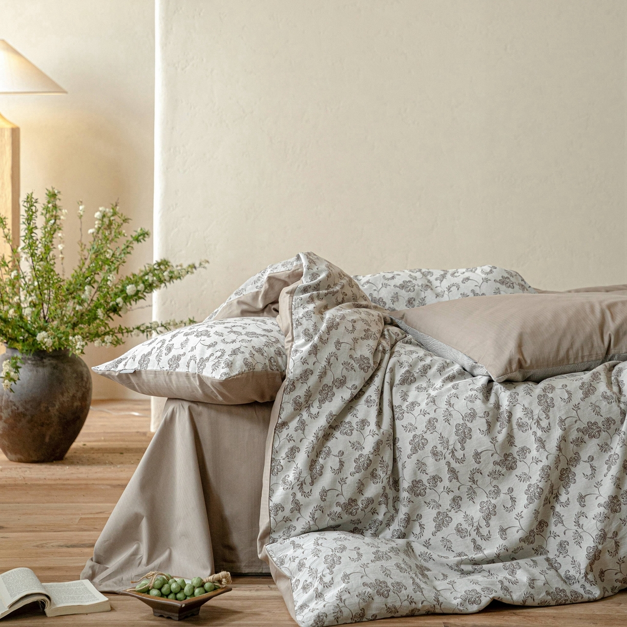 91家纺网 家纺一手货源 找家纺 时光里 2026新款全棉纯棉60支色织水洗提花四件套 拾光花序