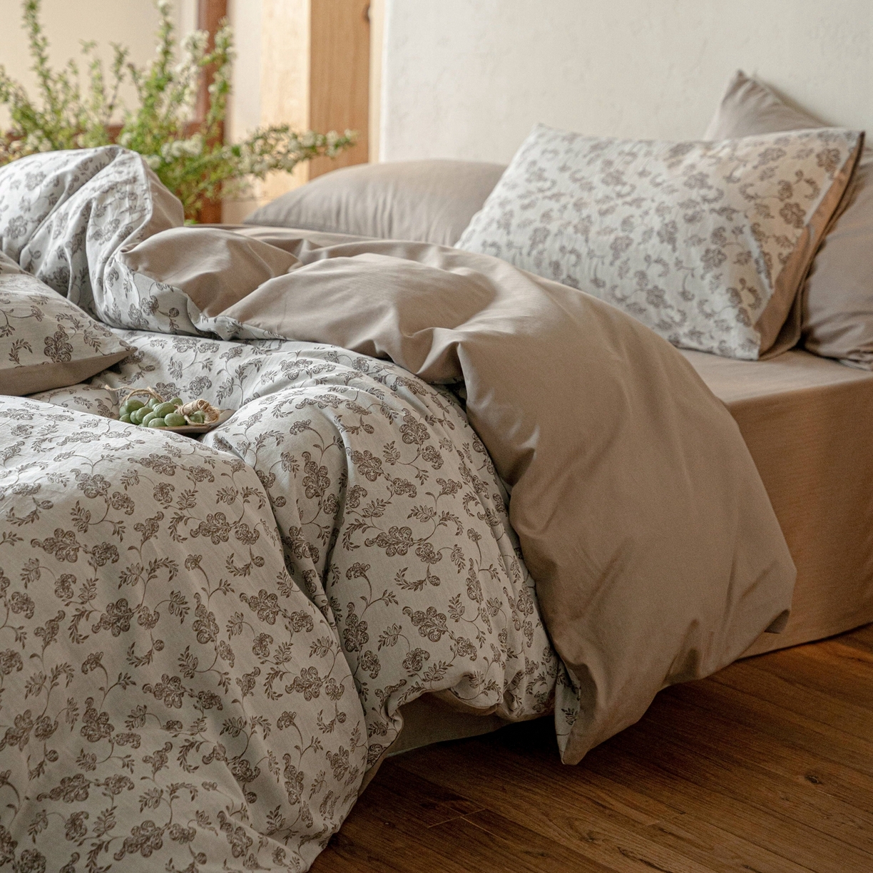 91家纺网 家纺一手货源 找家纺 时光里 2026新款全棉纯棉60支色织水洗提花四件套 拾光花序