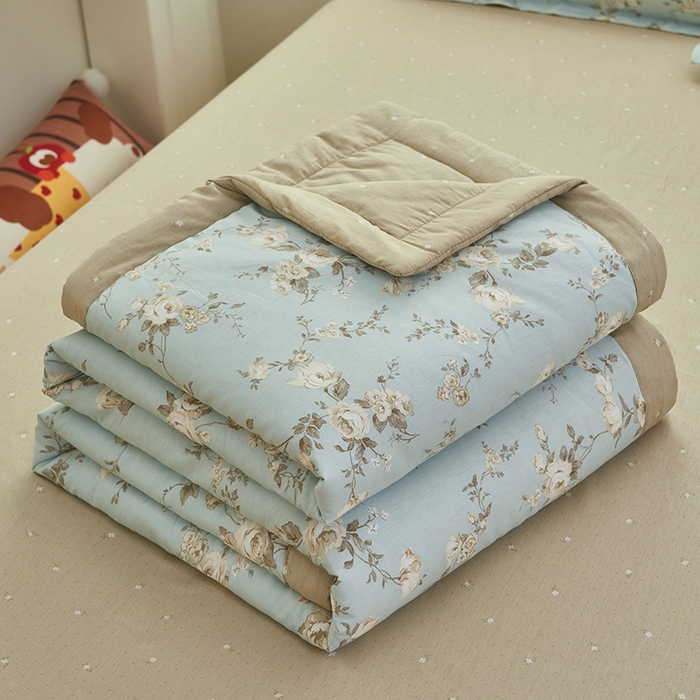 91家纺网 家纺一手货源 找家纺 简如 2026新款印花里外全棉夏凉被四件套 洛丽伊