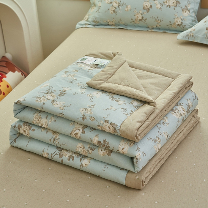 91家纺网 家纺一手货源 找家纺 简如 2026新款印花里外全棉夏凉被四件套 洛丽伊